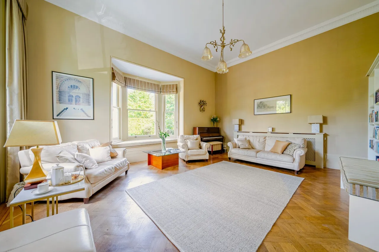 Vine Road, East Molesey, KT8, photo 3