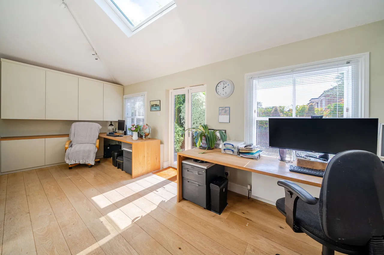 Vine Road, East Molesey, KT8, photo 9