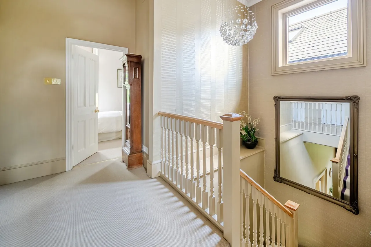 Vine Road, East Molesey, KT8, photo 13
