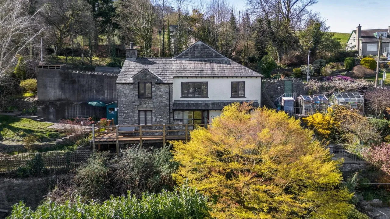 3 bed house for sale — Queens Road, Kendal