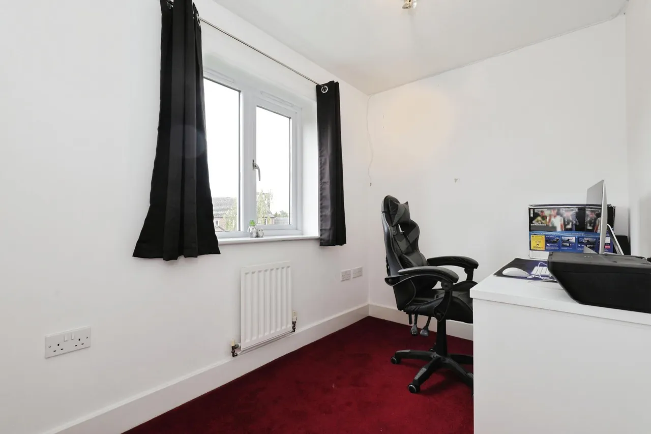 Warren House Road, Castleford, WF10, photo 22