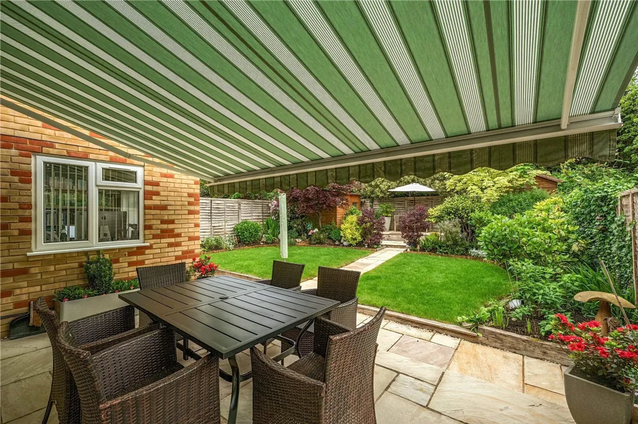 Bosman Drive, Windlesham, Surrey, GU20, photo 21