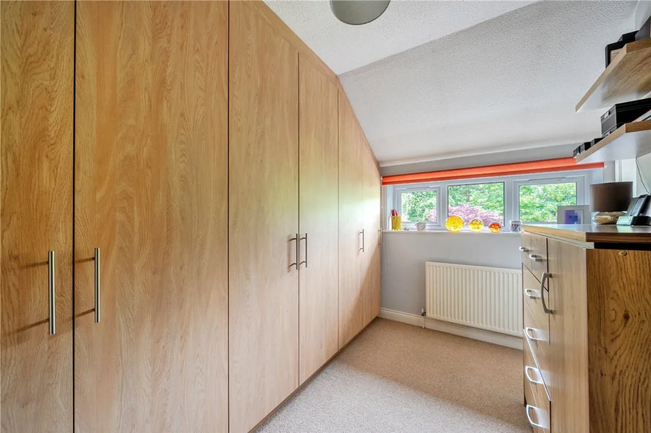 Bosman Drive, Windlesham, Surrey, GU20, photo 20