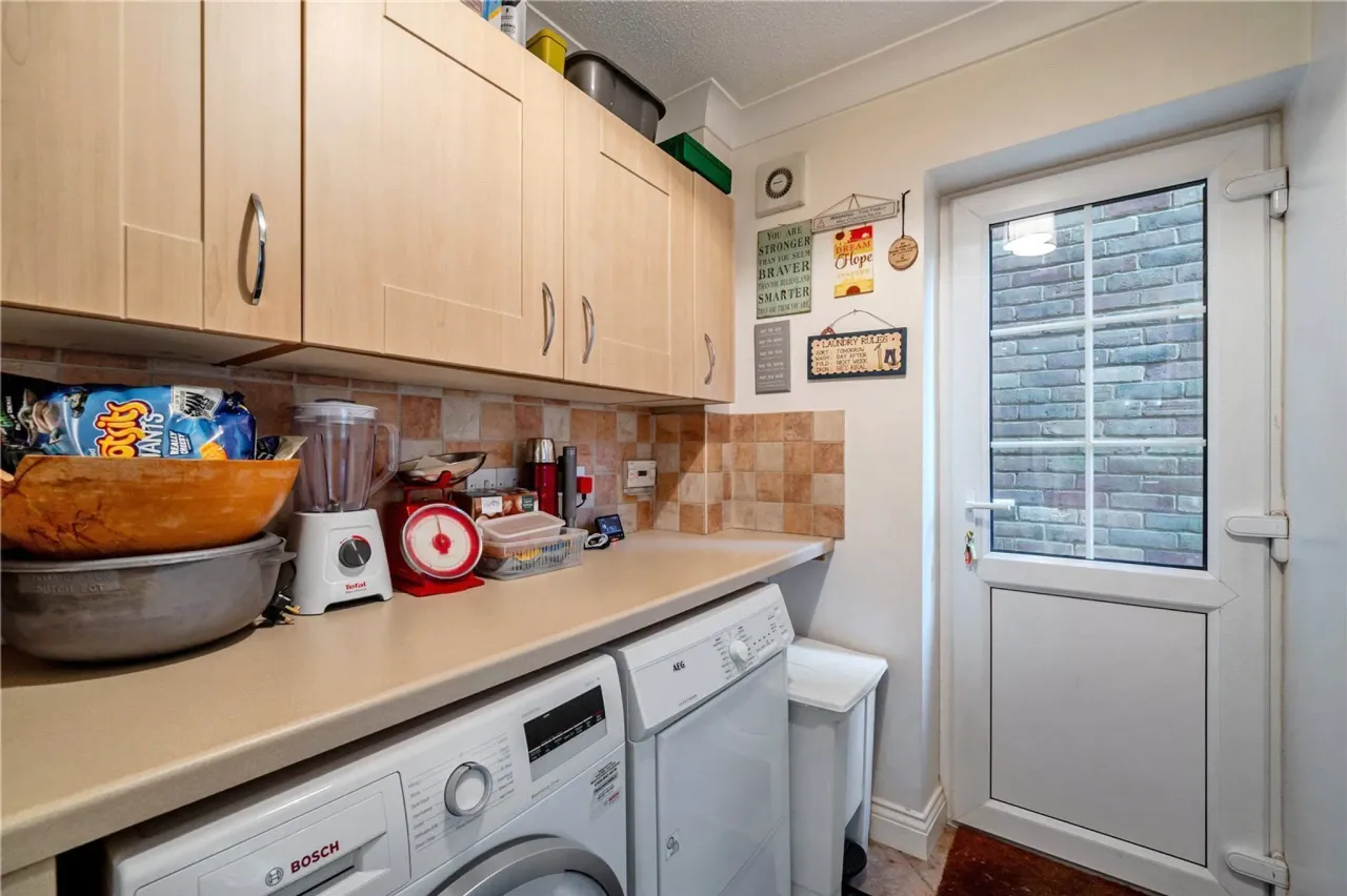 Bosman Drive, Windlesham, Surrey, GU20, photo 9