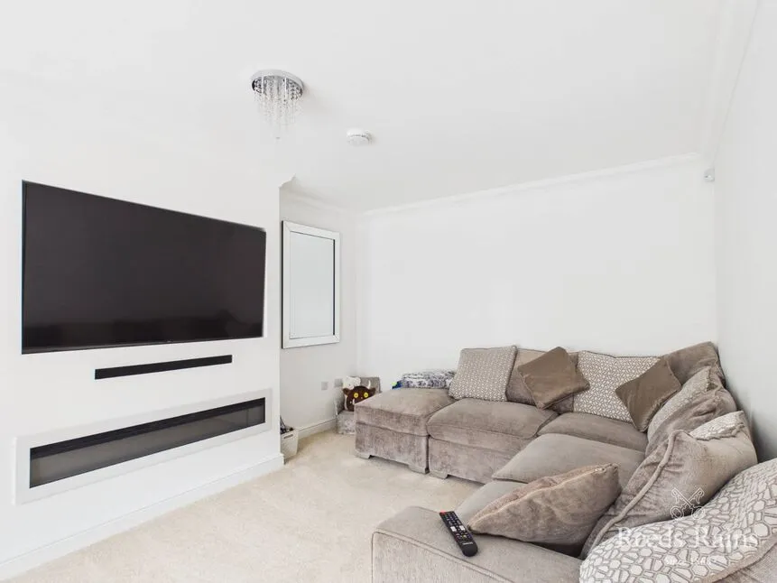 Jocelyn Way, Middlesbrough, North Yorkshire, TS5, photo 3