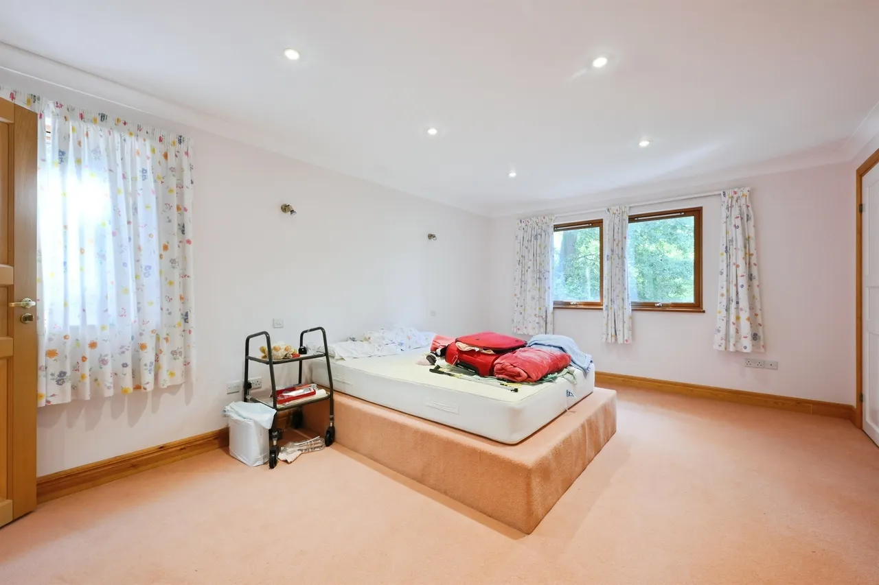 Oaklands Rise, WELWYN, photo 12