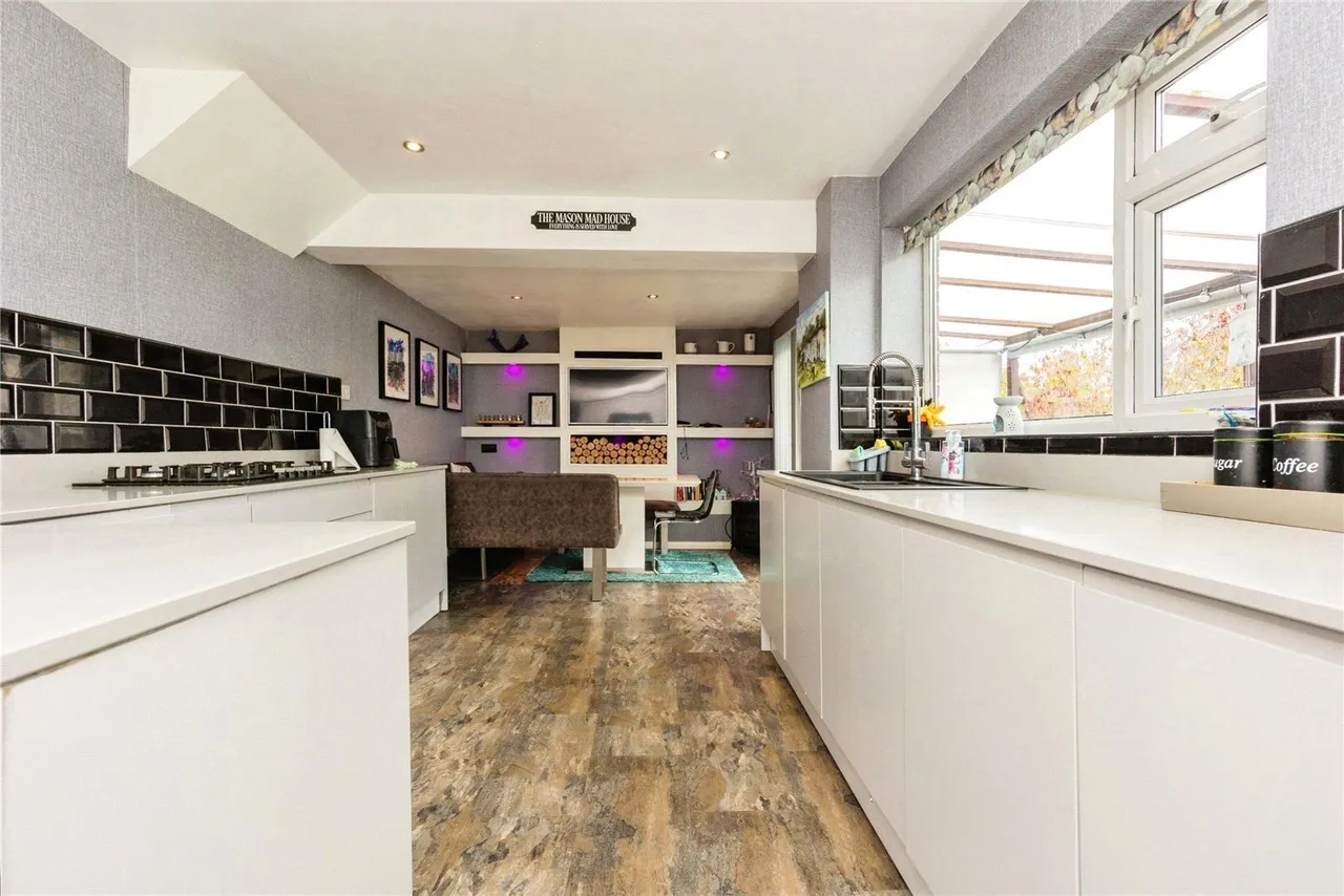Lower Field Drive, Stockport, Greater Manchester, SK2, photo 5