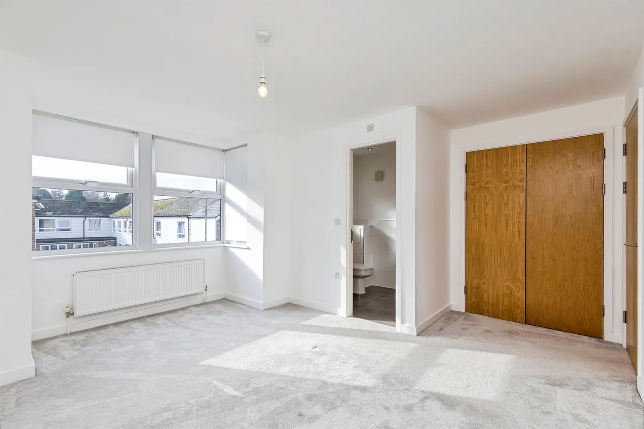 Denne Parade, Horsham, RH12, photo 8