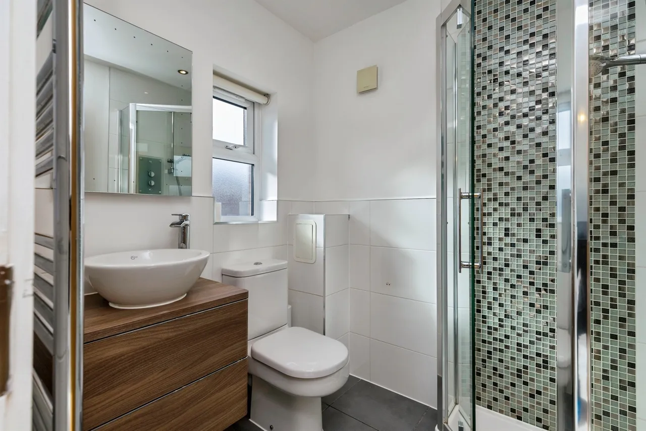 Denne Parade, Horsham, RH12, photo 10