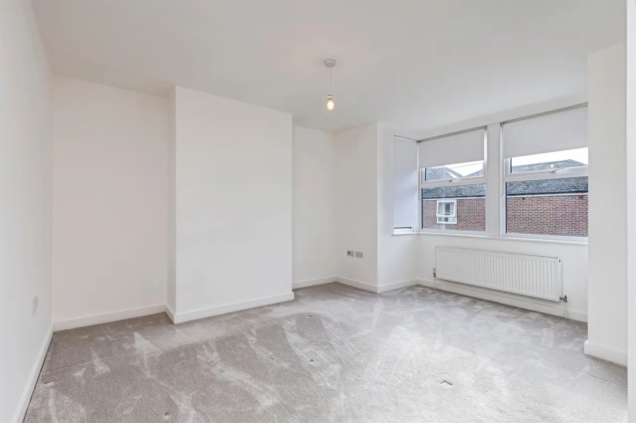 Denne Parade, Horsham, RH12, photo 12