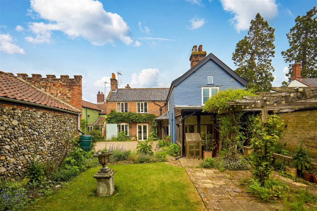 London Road, Harleston, IP20, photo 2