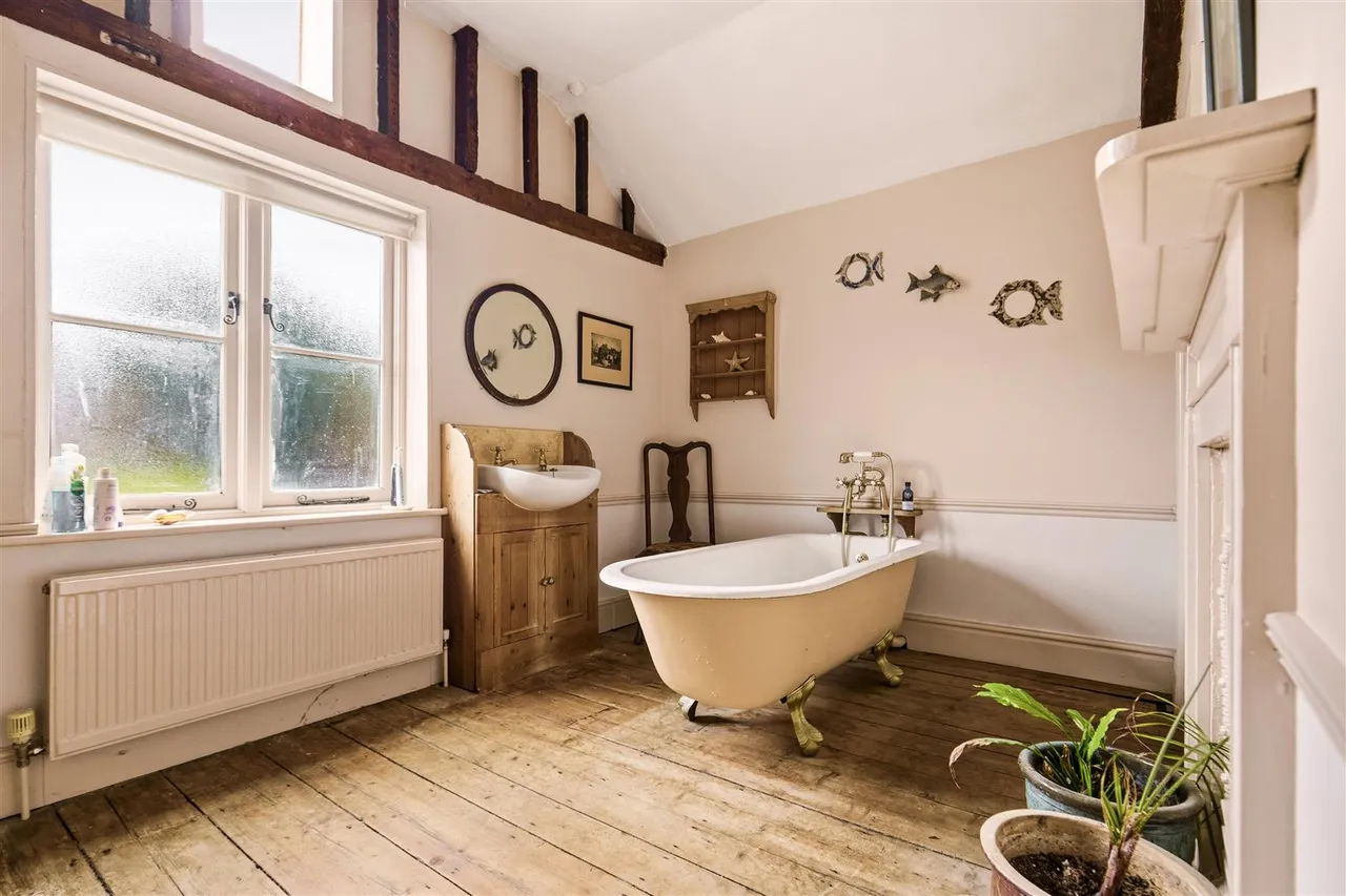 London Road, Harleston, IP20, photo 16
