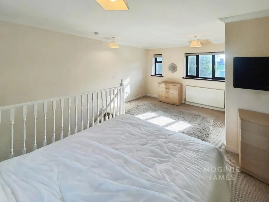 The Grove, Rumney, CF3, photo 11
