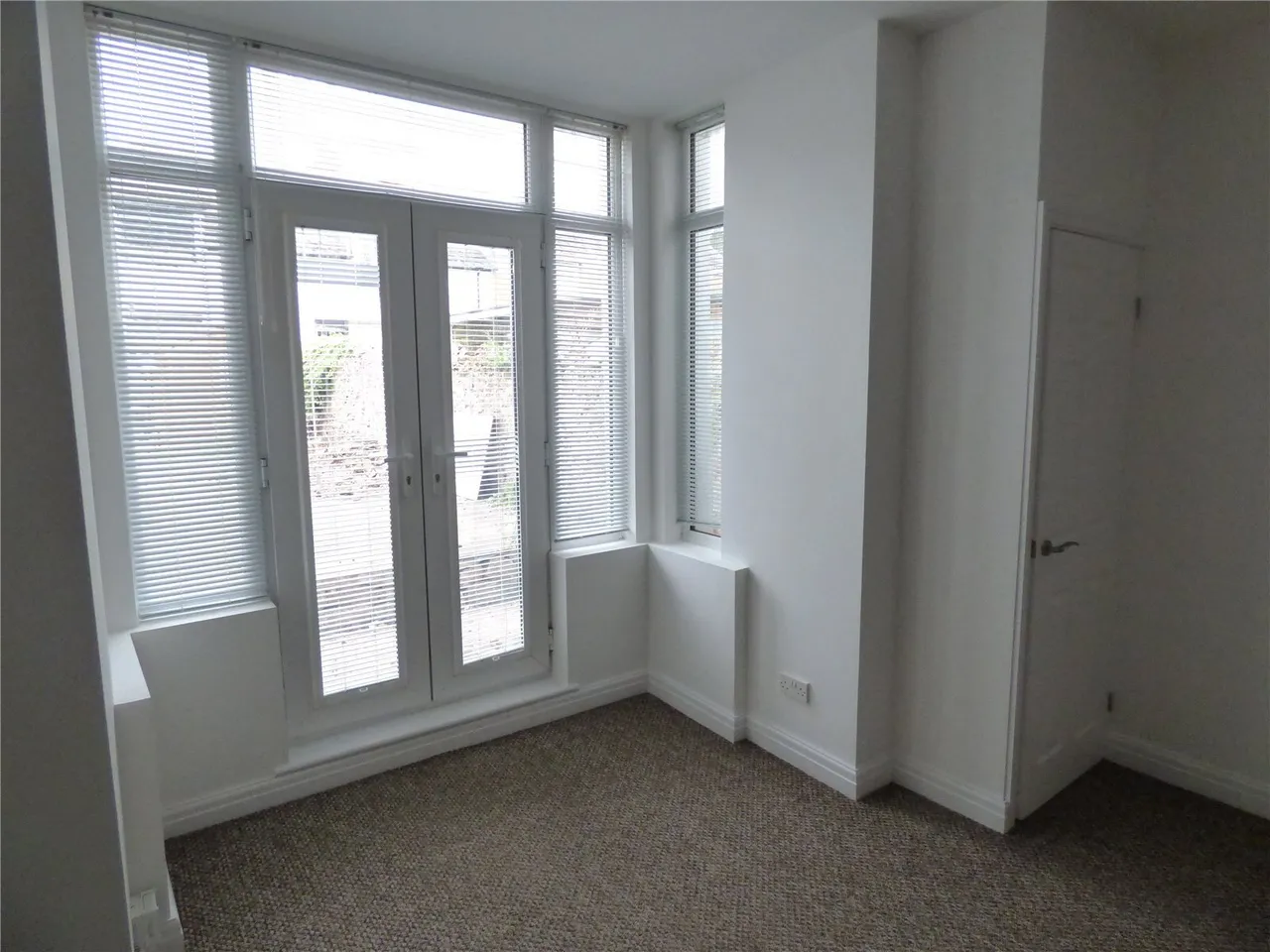 Harcourt Road, Llandudno, LL30, photo 5