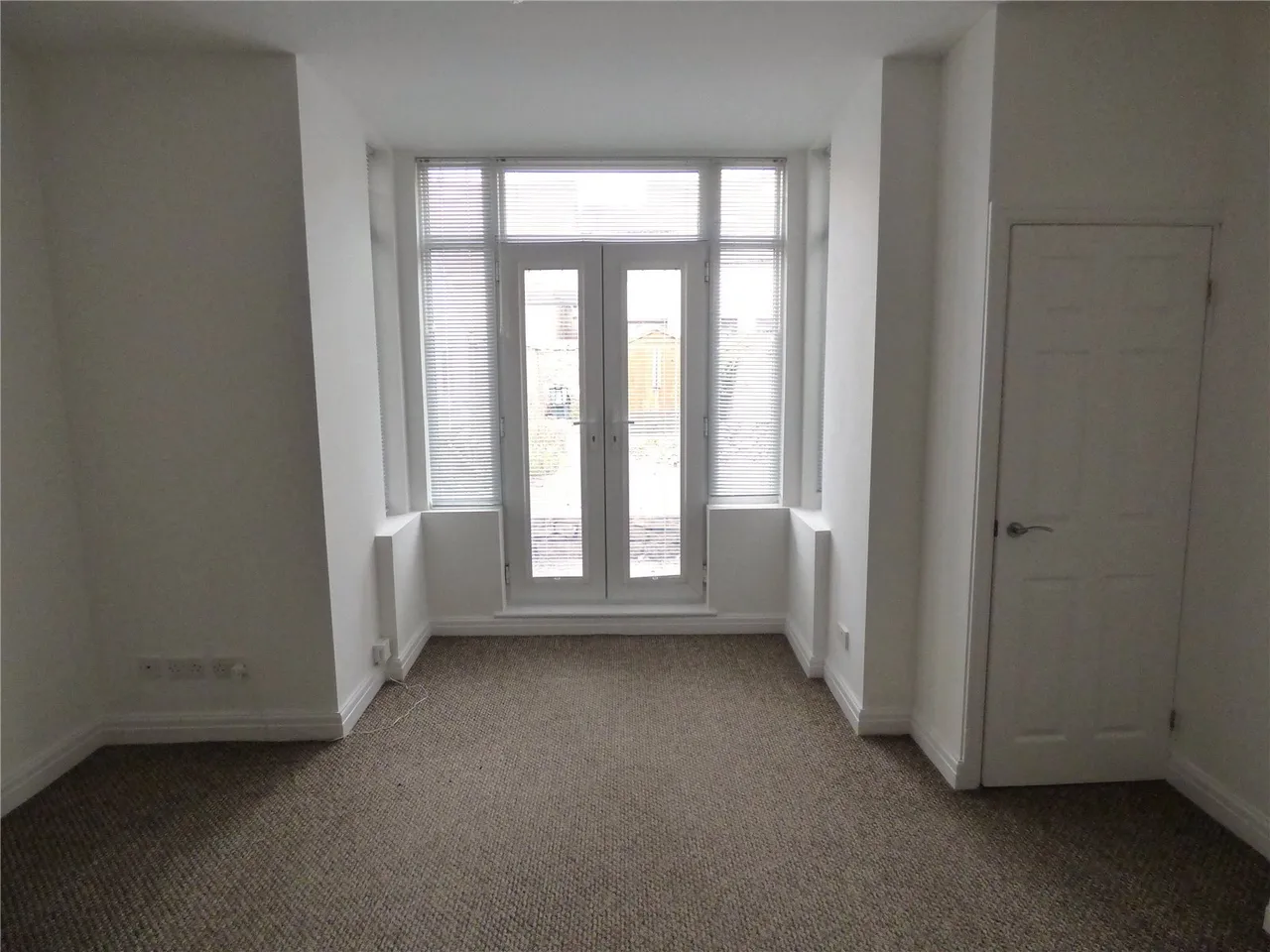 Harcourt Road, Llandudno, LL30, photo 4