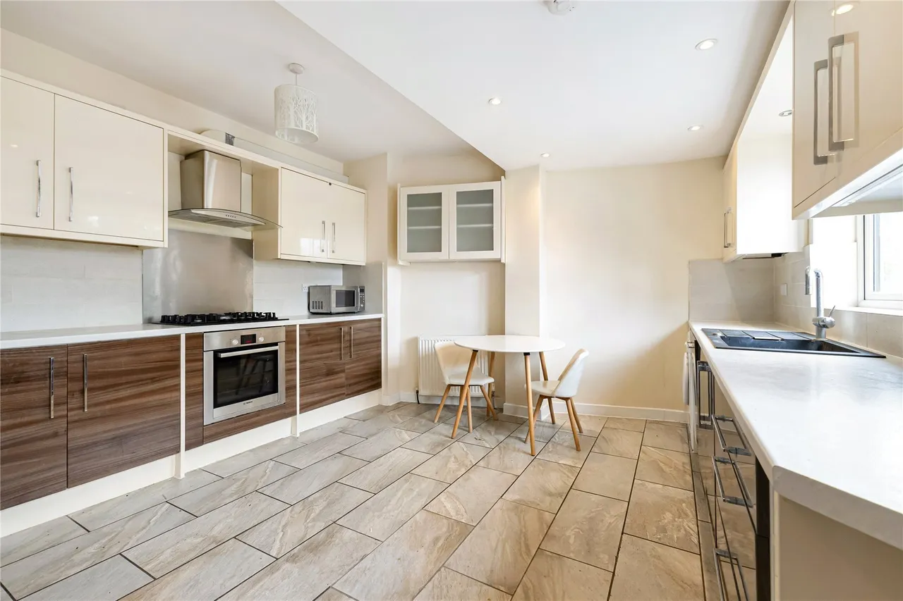 Summer Road, Thames Ditton, KT7, photo 2