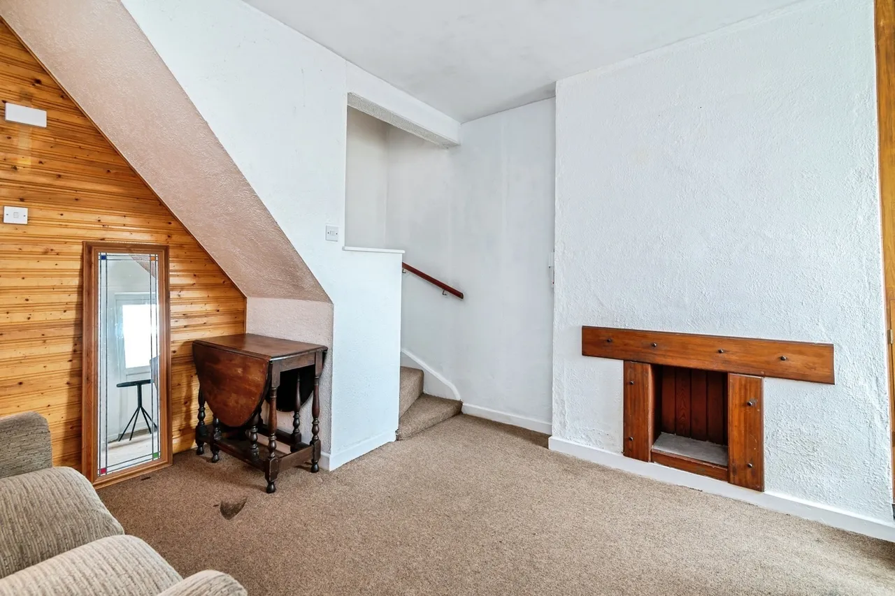 Warwick Street, Nottingham, Nottinghamshire, NG7, photo 4