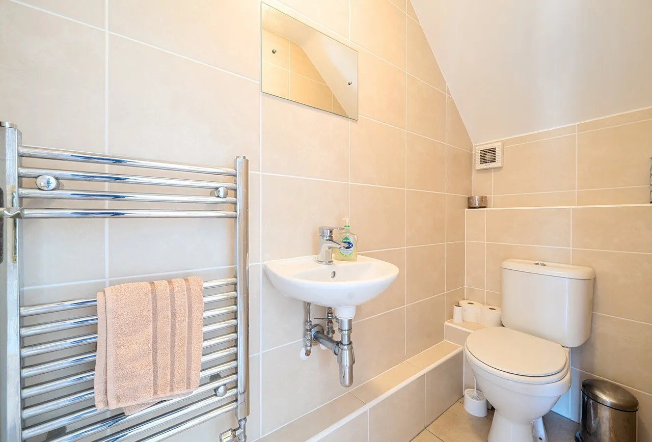 Amberley Way, Gloucestershire, Wickwar, GL12 8LW, photo 8