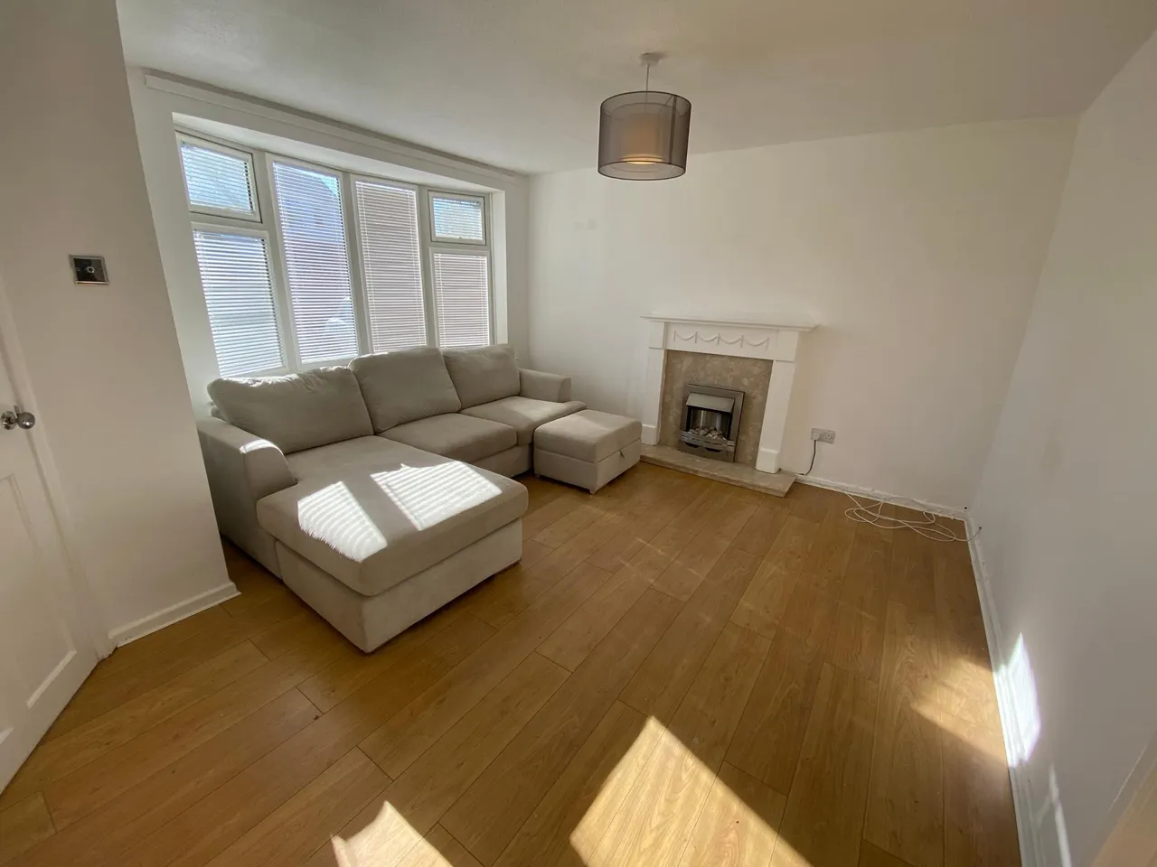 St. Marys Close, Bottesford, NG13, photo 2