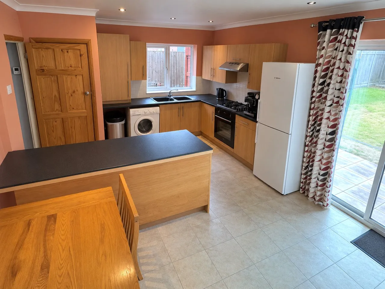 Brighton Road, Aldershot, Hampshire, GU12 4HQ, photo 12