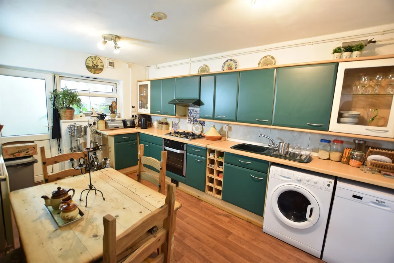 Hillside Terrace, Abertillery, NP13, photo 7