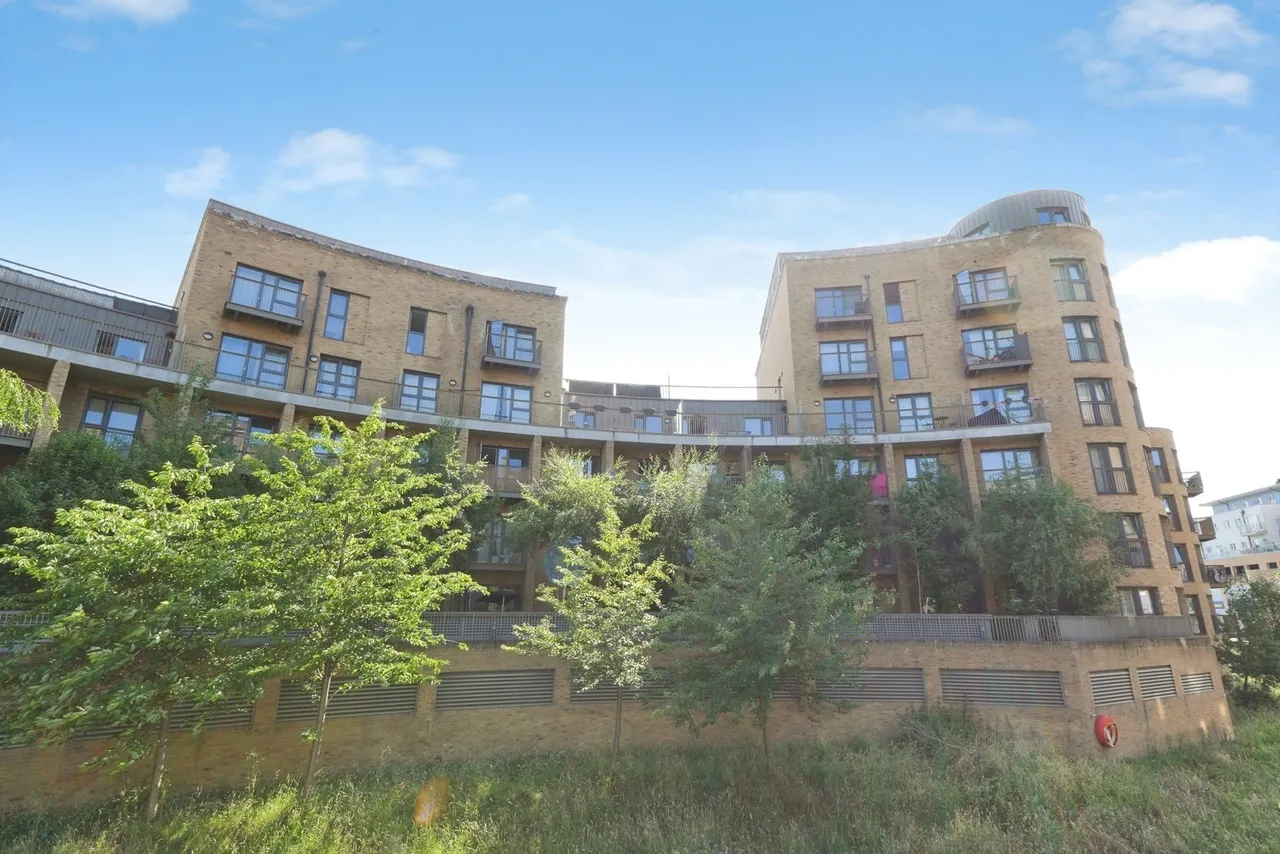 Cabot Close, CROYDON, Surrey, CR0, photo 15