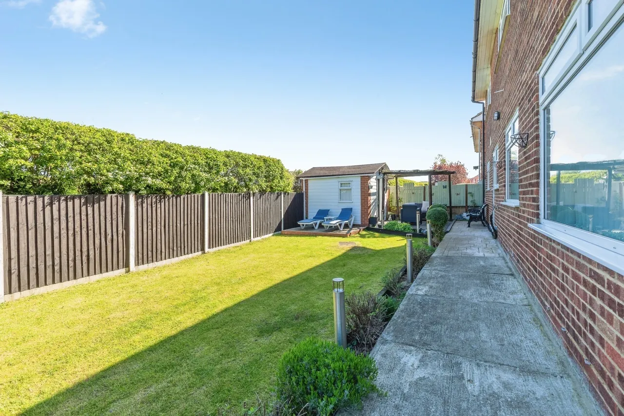 Wentworth Drive, Cliffe Woods, ME3, photo 16