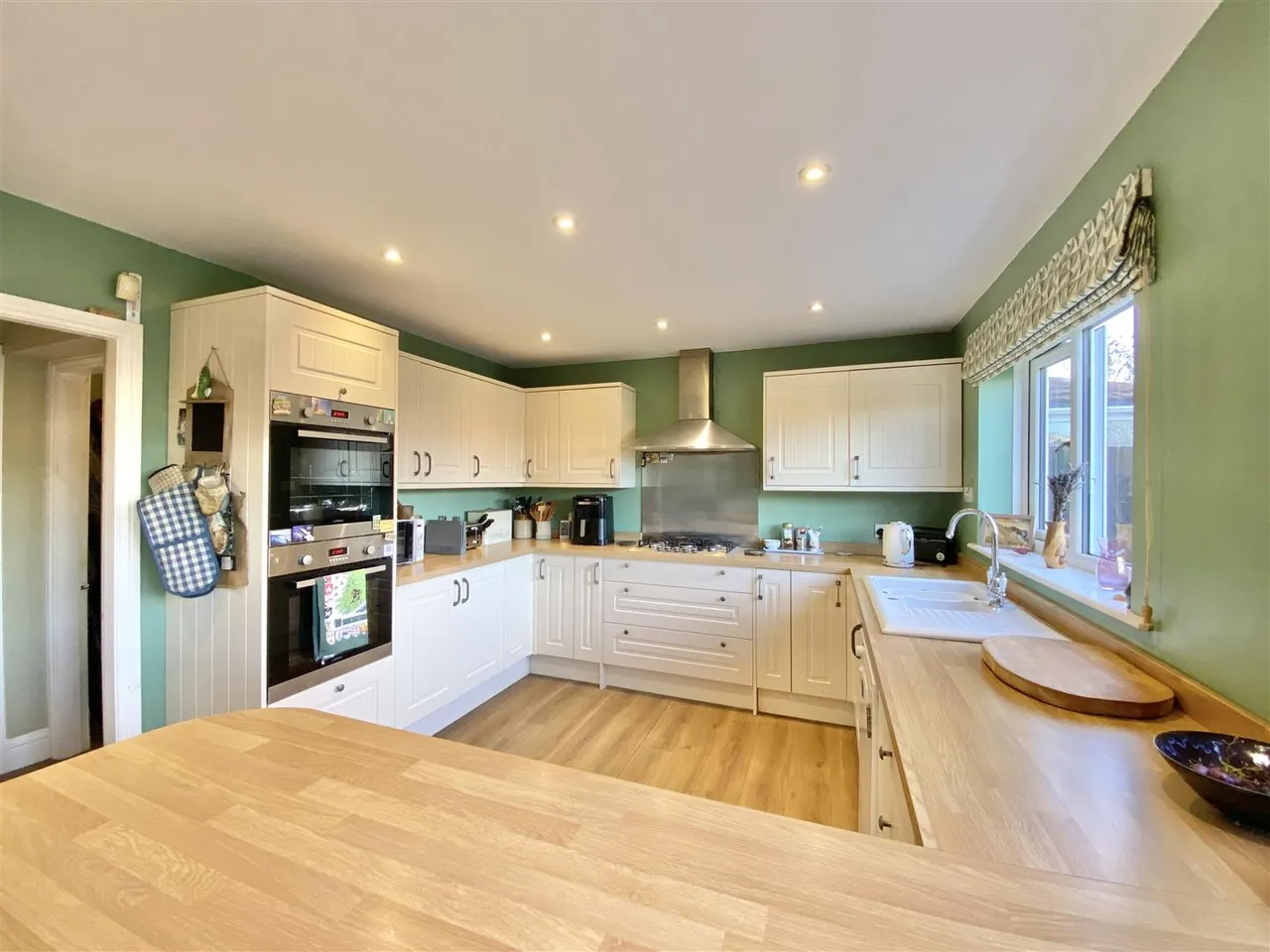 Kingfisher Drive, Aiskew, photo 4