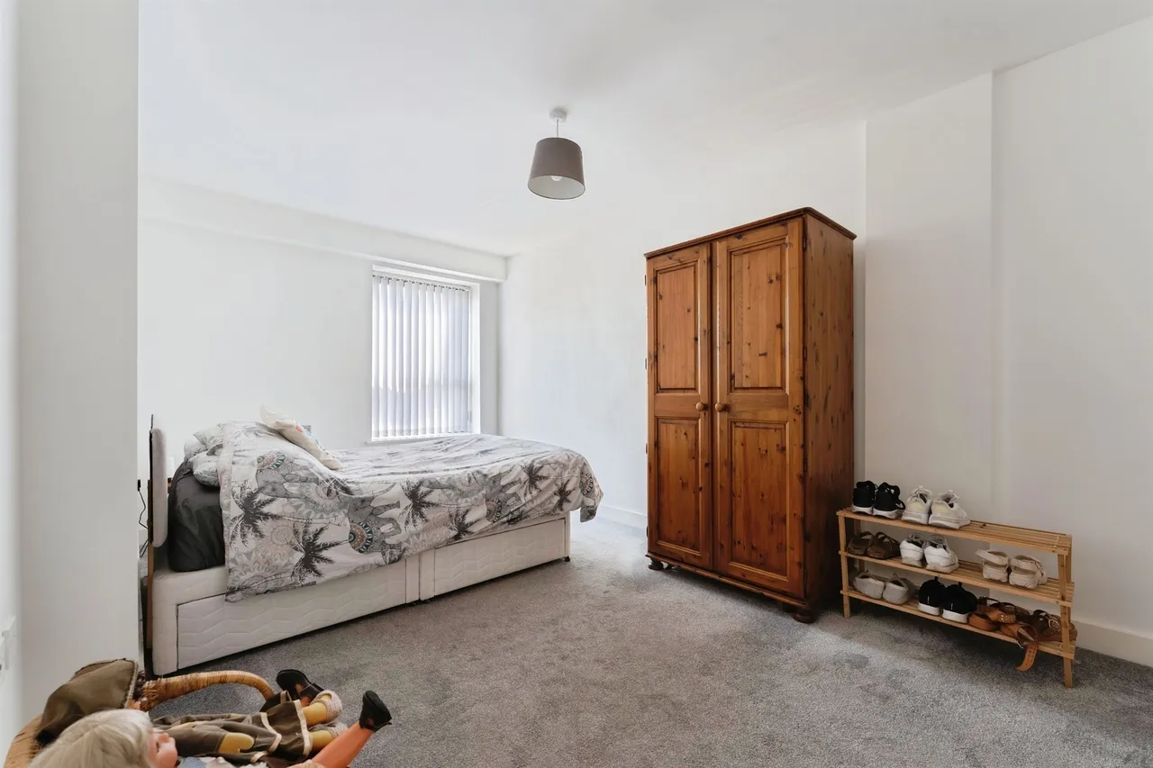 Elm Road North, Birkenhead, CH42, photo 9