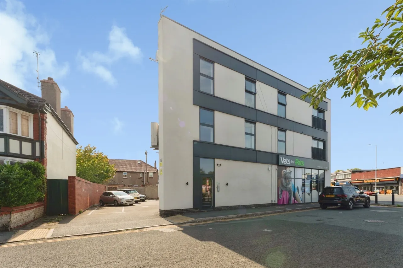 Elm Road North, Birkenhead, CH42, photo 13