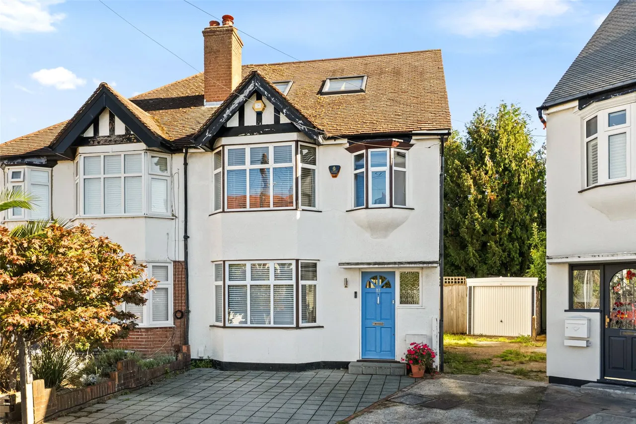 5 bed house for sale, Heddon Close, Isleworth, TW7