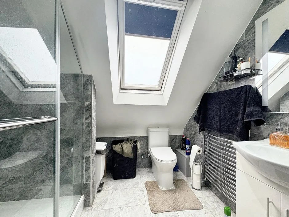Harlington Road, Uxbridge, UB8, photo 14