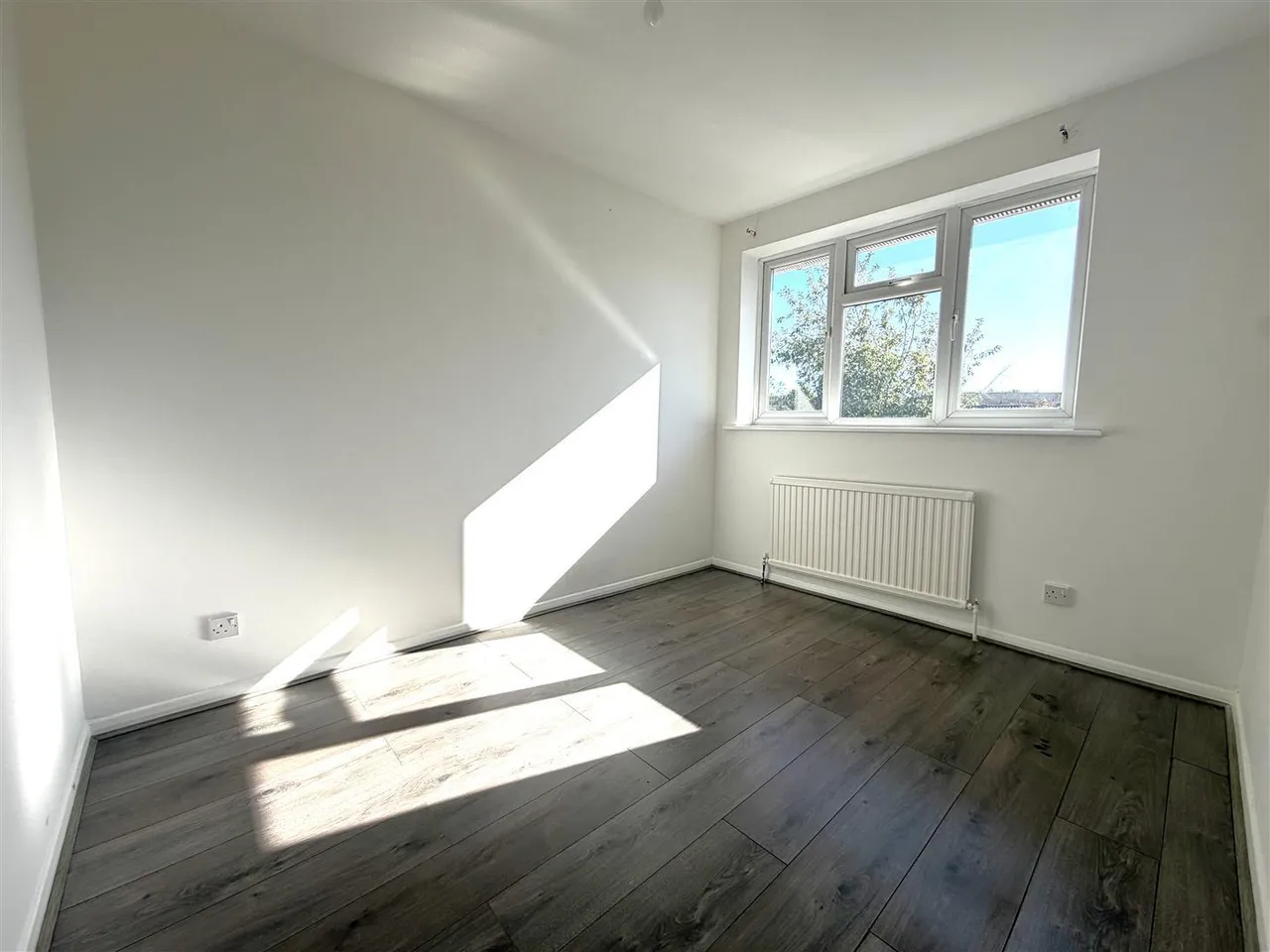 Haslam Close, Ickenham, photo 8