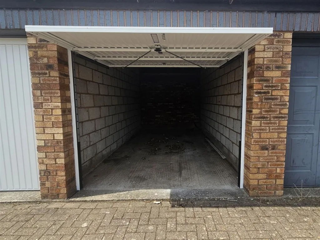 Garages 37, 38, 44 & 45, Chatterton Street, Redcliffe, Bristol, BS1 6FB, photo 4