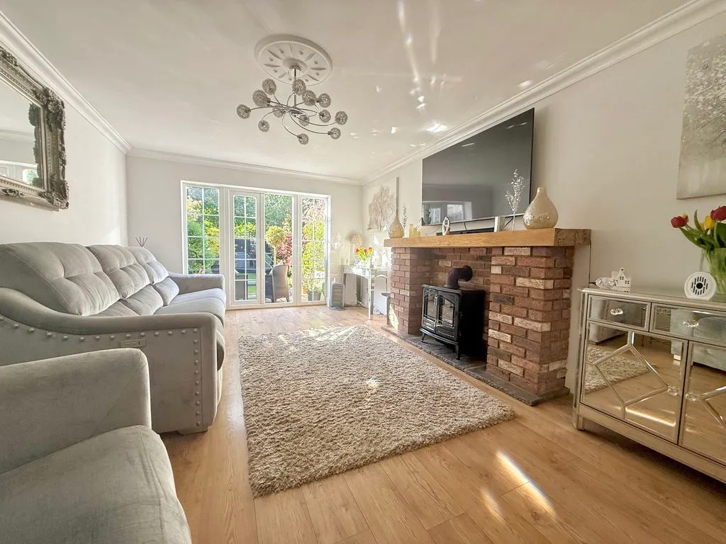 Harlestone Close, Luton LU3 4DW, photo 2