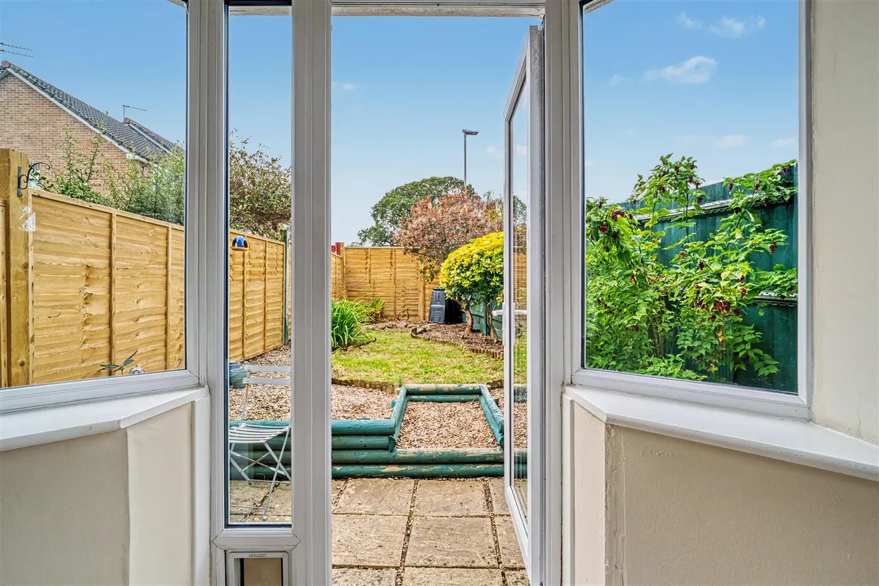 Ivy Close, Gillingham, photo 7