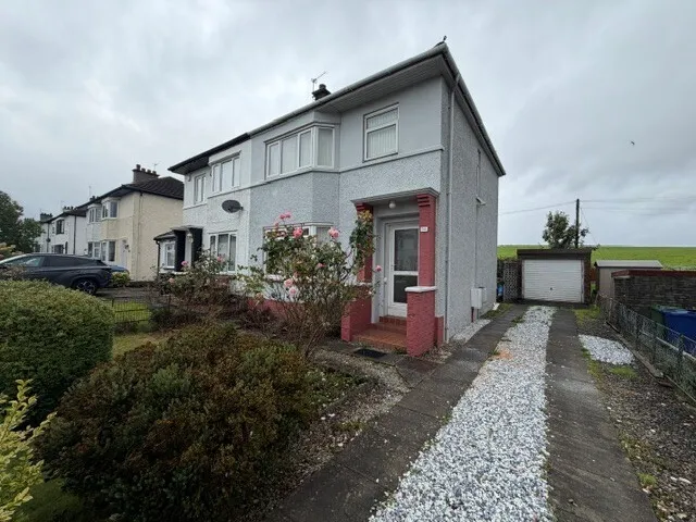 3 bed house to rent — Kinpurnie Road, Ralston