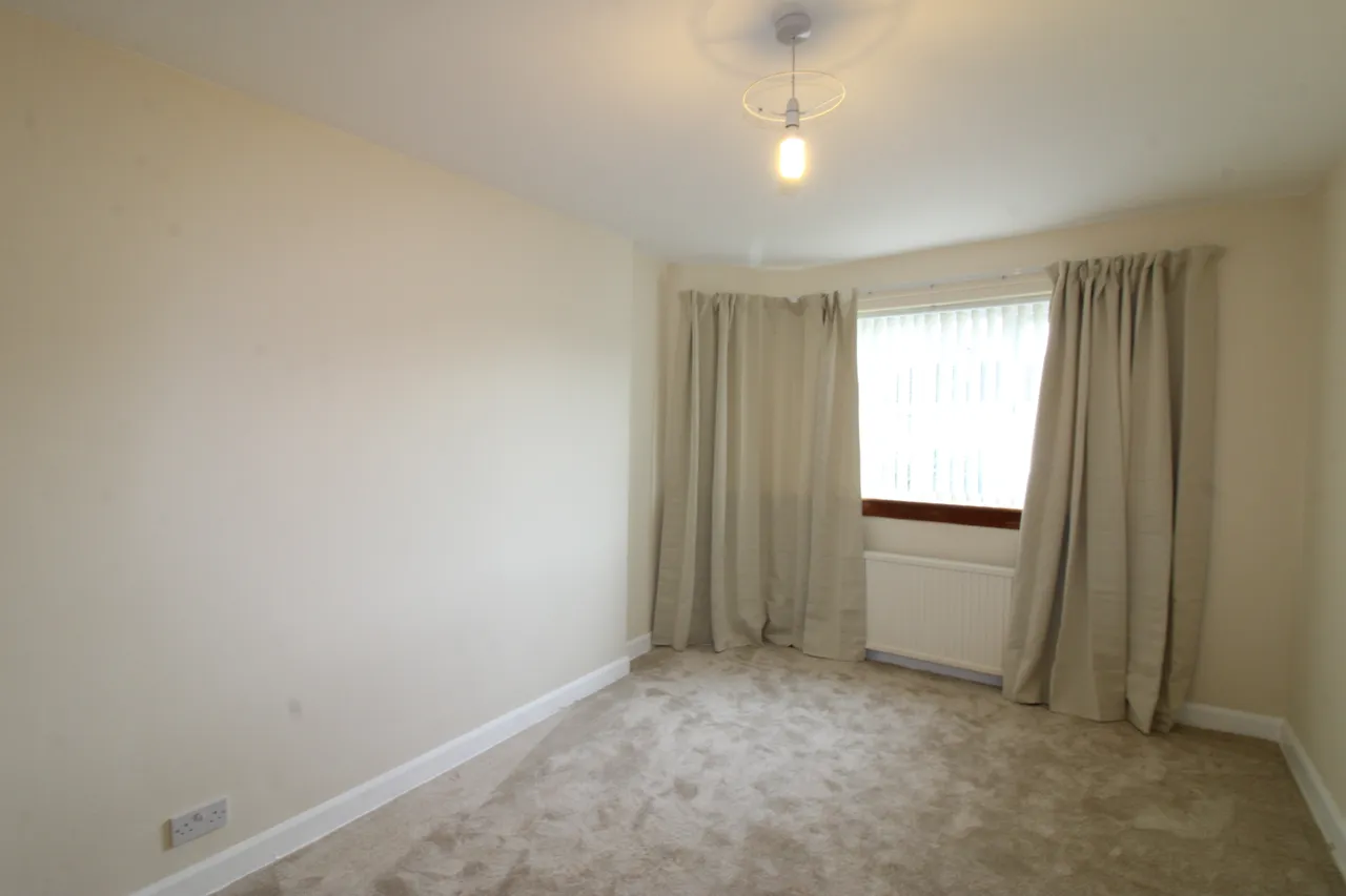 Kinpurnie Road, Ralston, photo 9