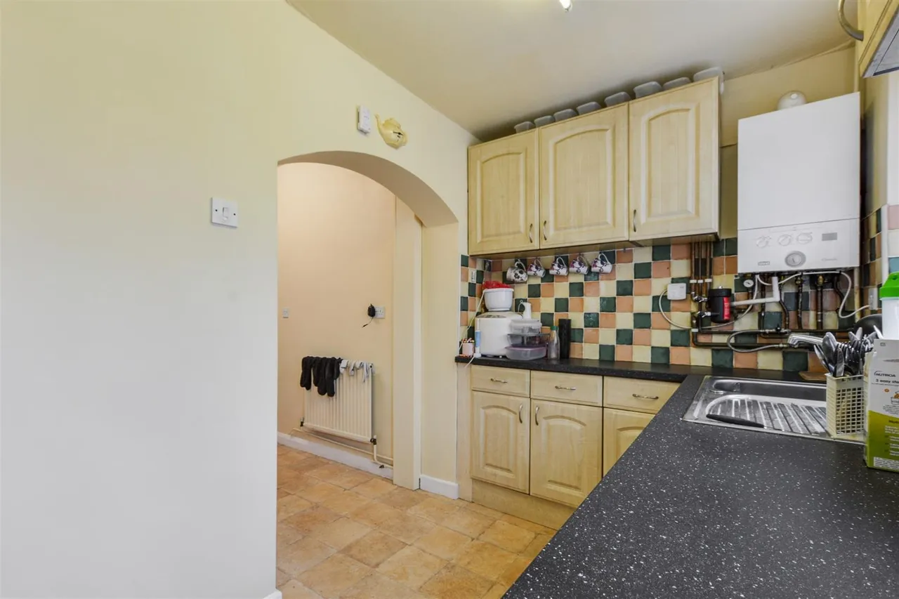 Barrydale Avenue, Beeston, NG9, photo 10