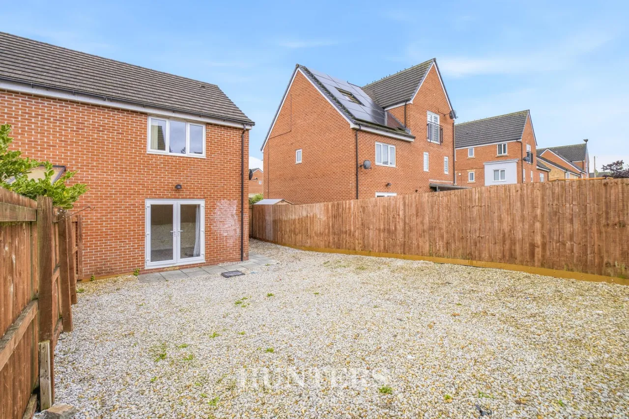 Martindale Crescent, Middleton, M24, photo 17
