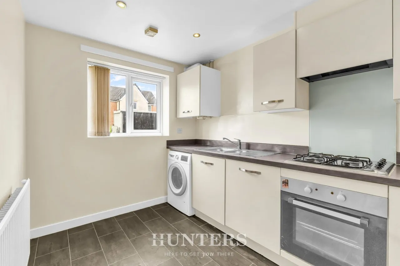 Martindale Crescent, Middleton, M24, photo 6
