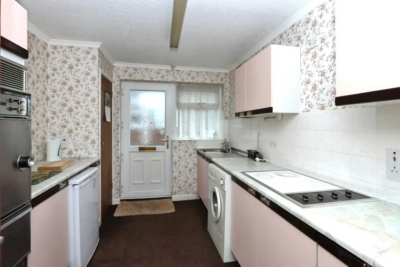 Brier Close, Waterthorpe, S20, photo 8