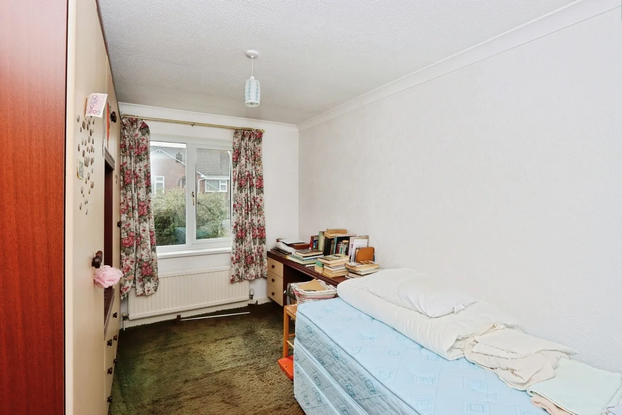 Brier Close, Waterthorpe, Sheffield, S20, photo 8