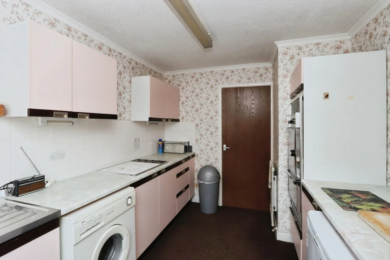Brier Close, Waterthorpe, S20, photo 2