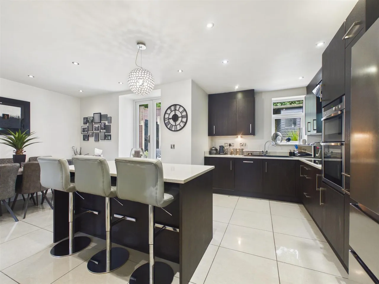 Nunsfield Road, Buxton, photo 2