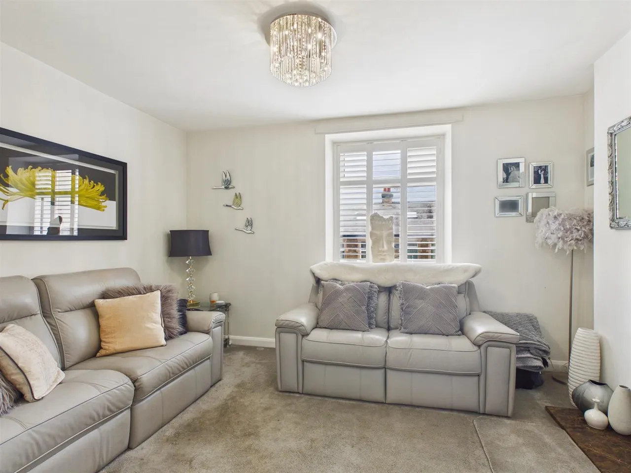 Nunsfield Road, Buxton, photo 14