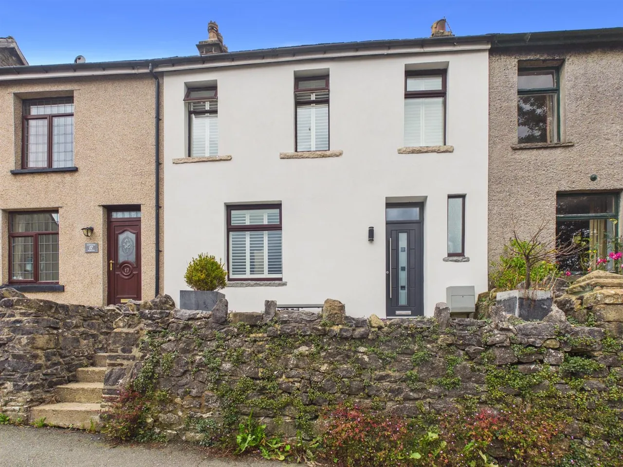 2 bed house for sale, Nunsfield Road, Buxton