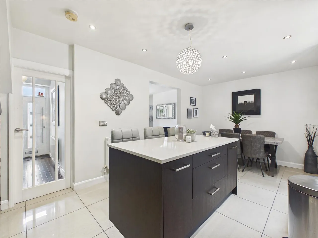 Nunsfield Road, Buxton, photo 12