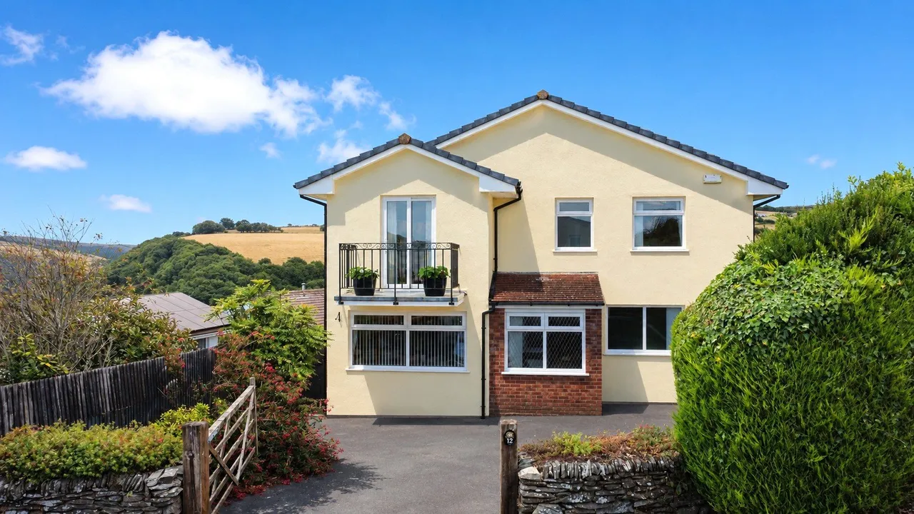 Grattons Drive, Lynton, EX35, photo 24