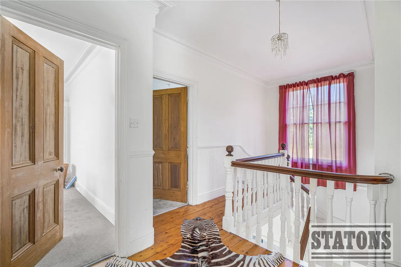 Park Road, New Barnet, EN4, photo 11